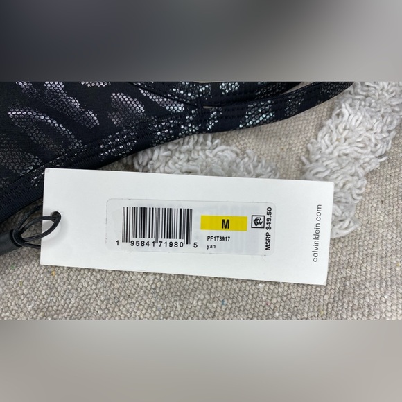 Calvin Klein Performance- Black and Leopard Sports Bra NWT - Picture 2 of 4